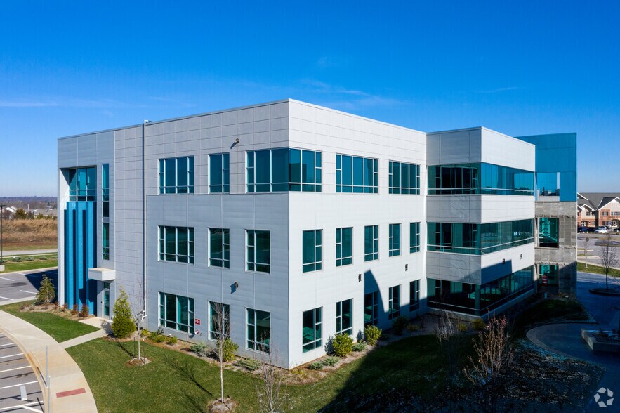 More Photos Of 13906 Promenade Green Way, Louisville Office For Lease