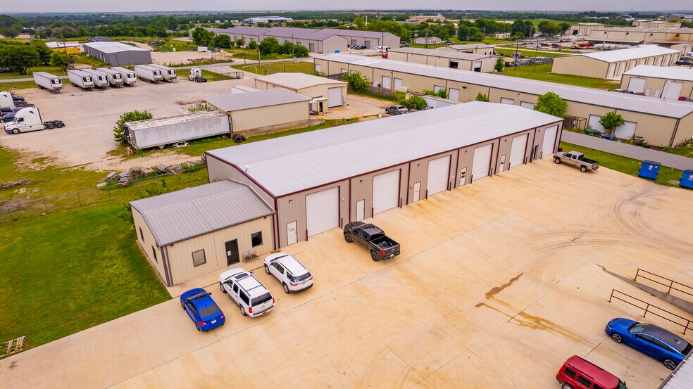 More Photos Of 113 METROTEX, Haslet Unknown For Lease