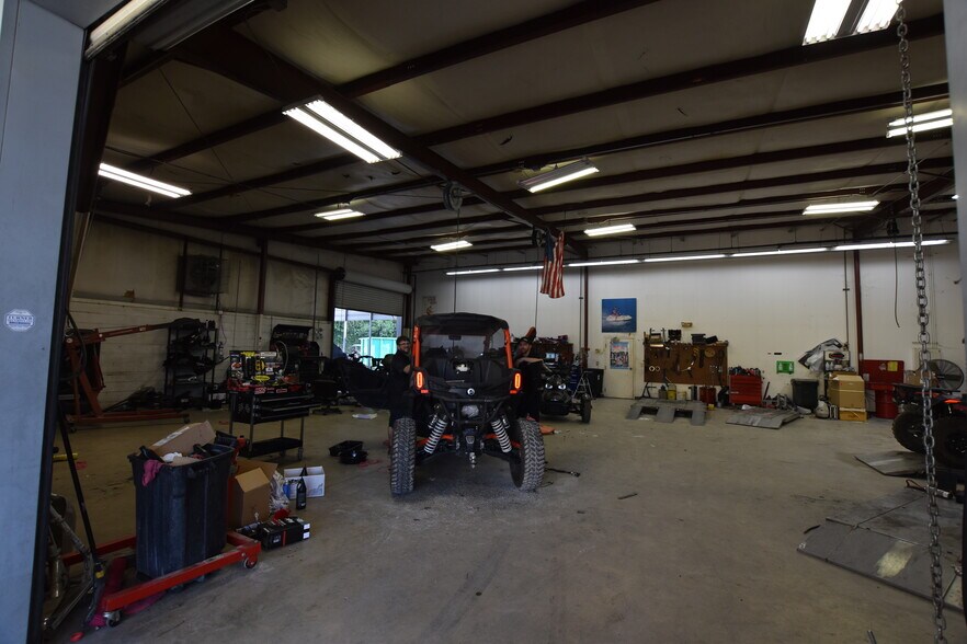 More Photos Of 4917 Highway 58, Chattanooga Auto Dealership For Lease