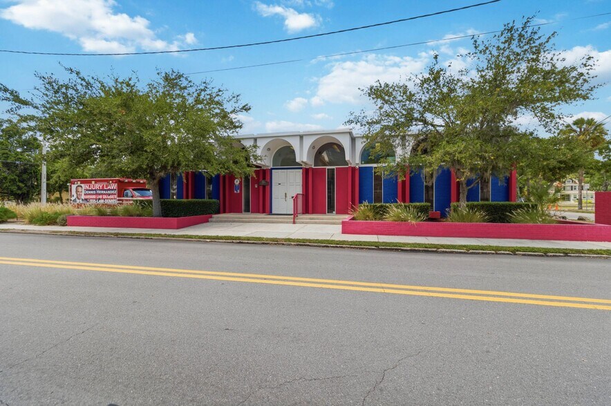 More Photos Of 1400 4th Ave, Bradenton Office Residential For Sale