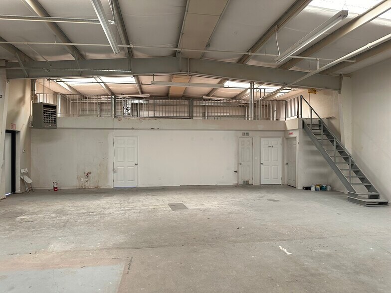 More Photos Of 1320 W 7900 S, West Jordan Manufacturing For Lease