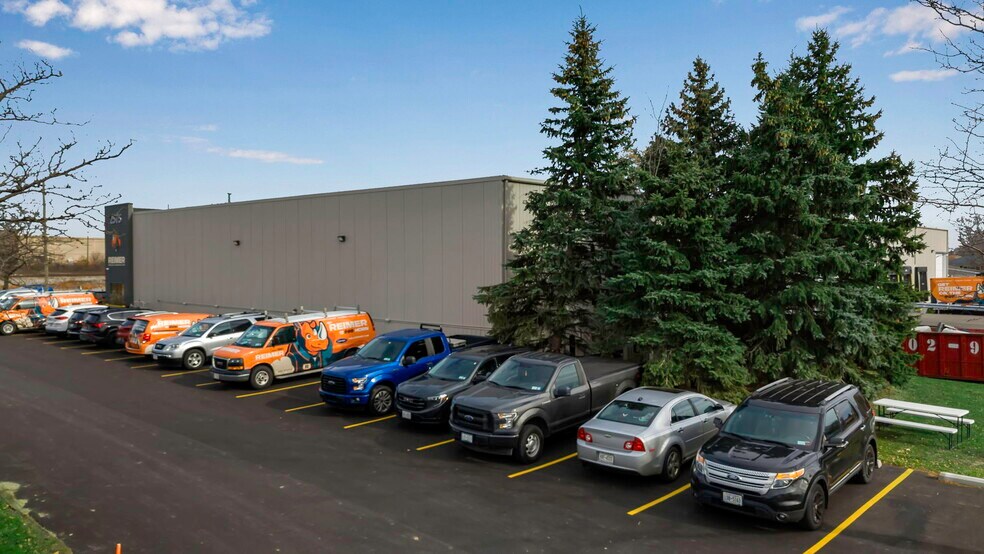 More Photos Of 2575 Broadway, Cheektowaga Warehouse For Sale