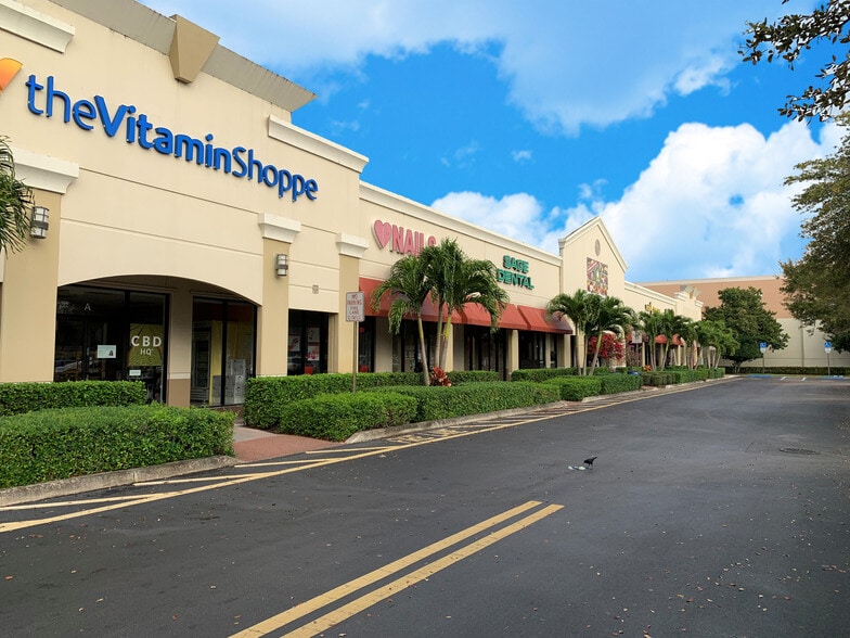 More Photos Of 5463 Lyons Rd, Coconut Creek Storefront For Lease