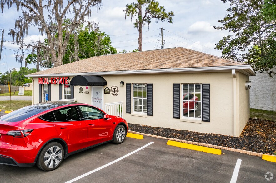 More Photos Of 4925 SE Abshier Blvd, Belleview Medical For Sale