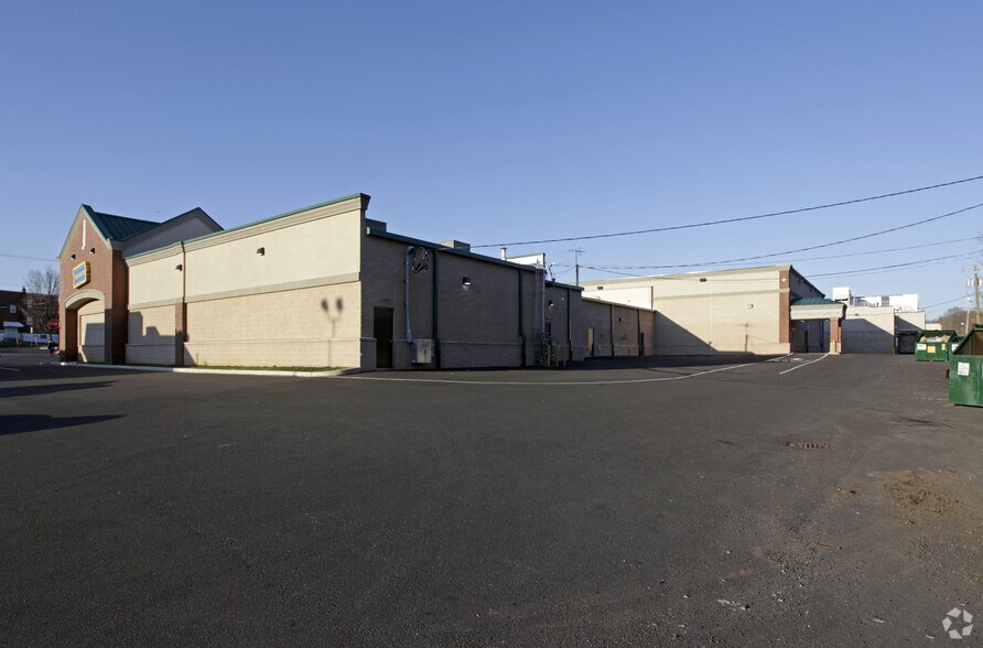 More Photos Of 9910 Frankford Ave, Philadelphia Unknown For Lease