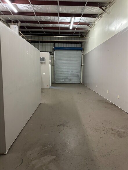 More Photos Of 6134 Airline Dr, Houston Unknown For Lease