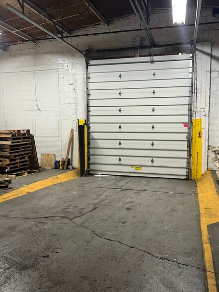 More Photos Of 1210 Sweitzer Ave, Akron Warehouse For Lease