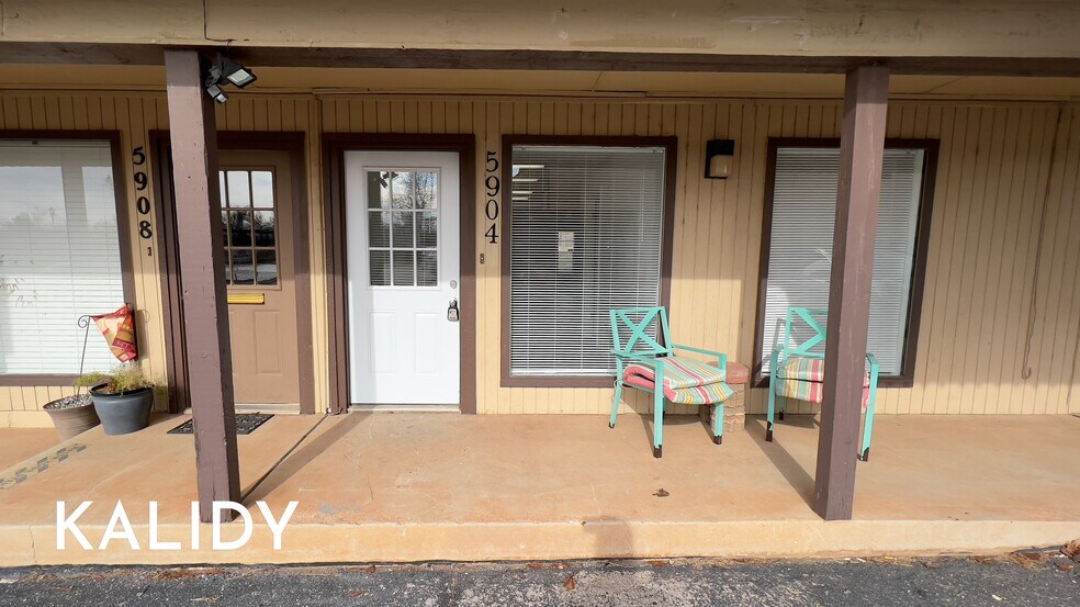 More Photos Of 5900-5912 W Hefner Rd, Oklahoma City Office For Lease