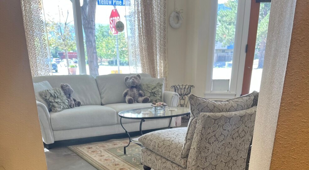 More Photos Of 4680 Broadway St, Boulder Office For Lease