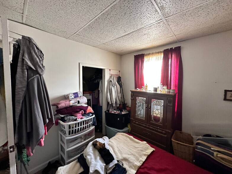 More Photos Of 1831 N C St, Elwood Apartments For Sale