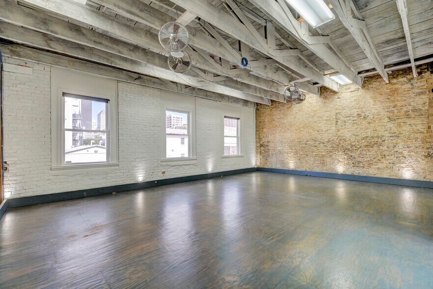 More Photos Of 503 Neches St, Austin Loft Creative Space For Lease