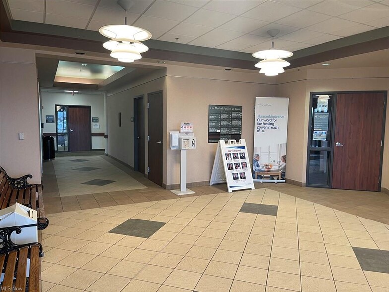 More Photos Of 4000 Johnson Rd, Steubenville Healthcare For Sale
