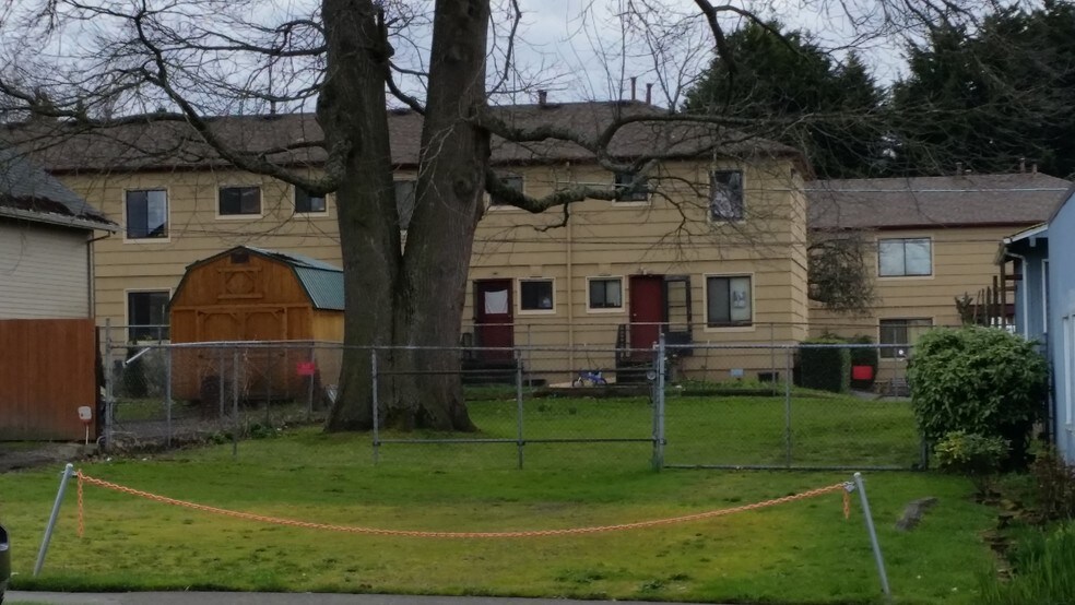 More Photos Of 5744 E Burnside St, Portland Flex For Sale