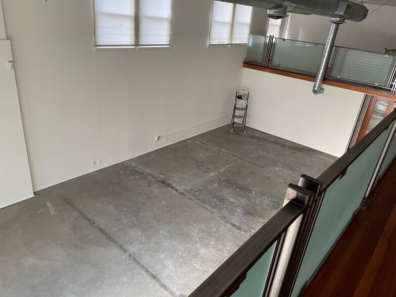 More Photos Of 2019-2023 Riverside Dr, Los Angeles Storefront Retail Office For Lease