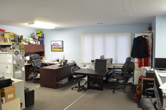 More Photos Of 150 Jerusalem Ave, Massapequa Office For Sale