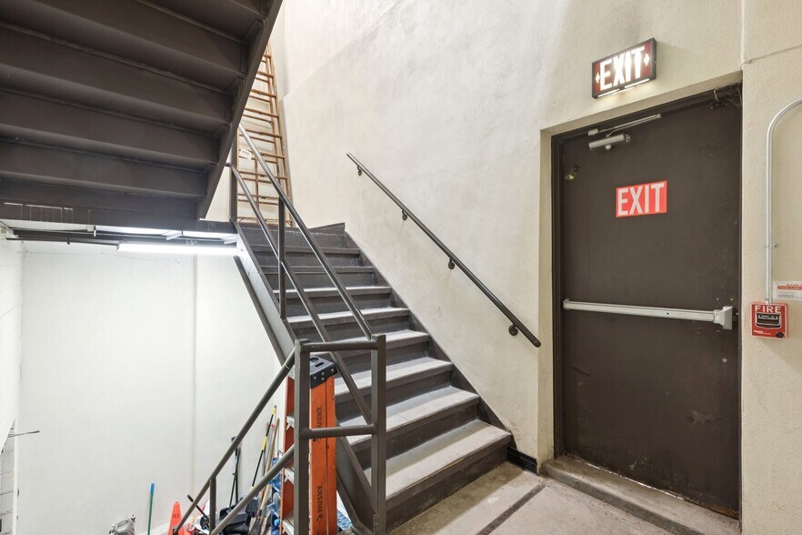 More Photos Of 4225-4231 Chestnut St, Philadelphia Medical For Sale