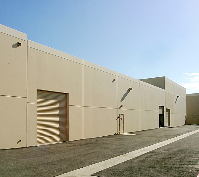 More Photos Of 26227 Enterprise Ct, Lake Forest Manufacturing For Lease