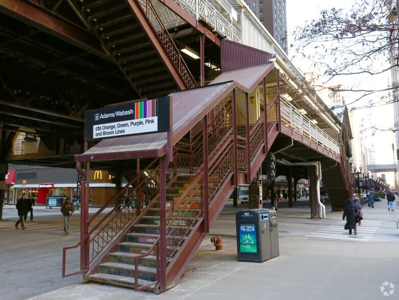 More Photos Of 17 N Wabash Ave, Chicago Office For Sale