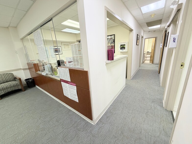 More Photos Of 1200 E Putnam Ave, Riverside Office For Lease