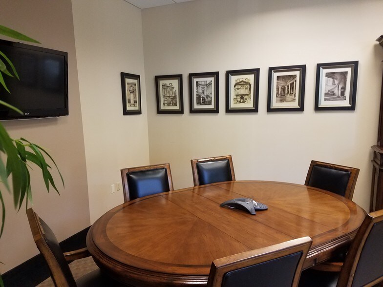 More Photos Of 5010 E Warner Rd, Phoenix Office For Lease