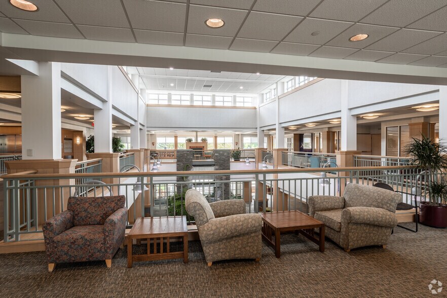 More Photos Of 847 Easton Rd, Warrington Office For Sale