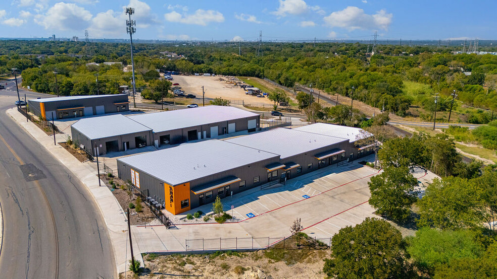 More Photos Of 4503 N Stahl Park, San Antonio Unknown For Lease