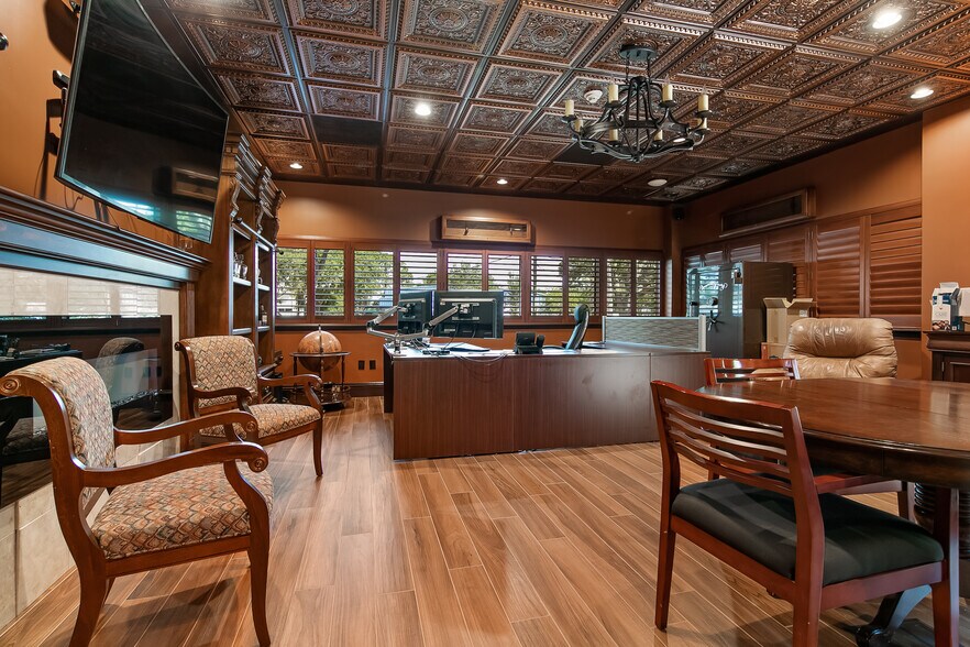 More Photos Of 2725 Center Pl, Melbourne Research And Development For Sale