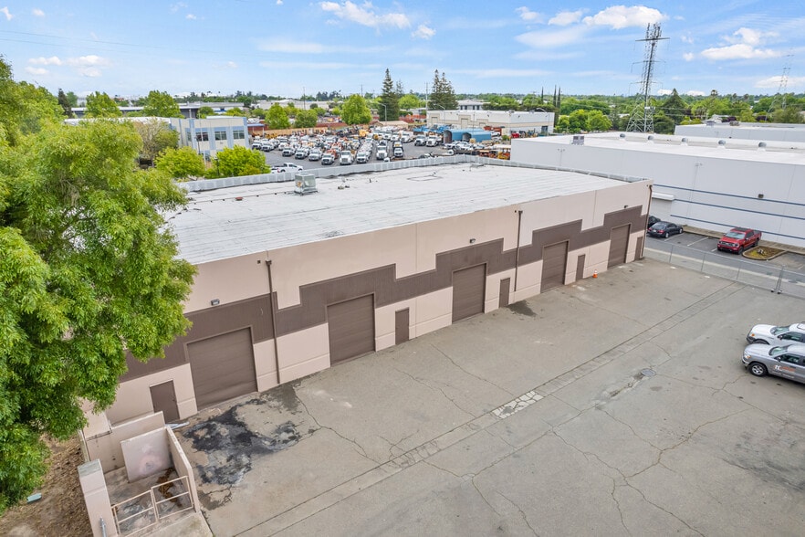 More Photos Of 1820 Diesel Dr, Sacramento Warehouse For Sale