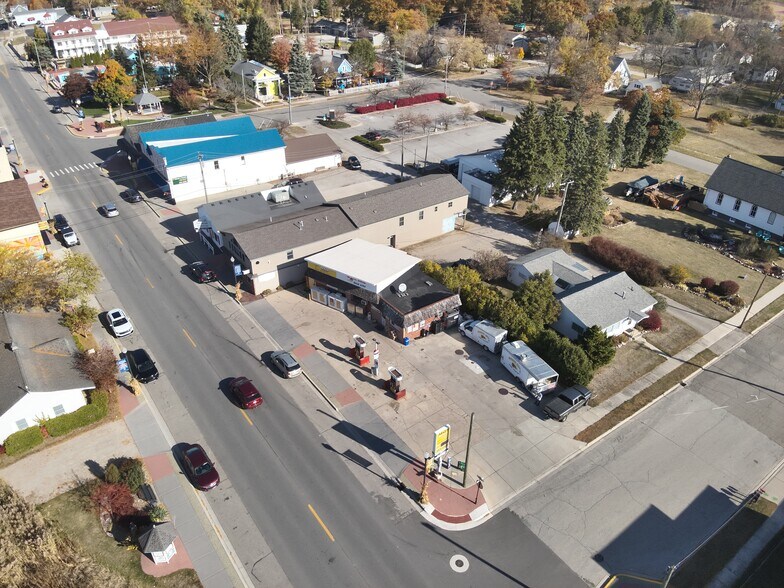 More Photos Of 6631 Main St, Caseville Service Station For Sale