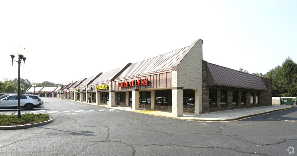 More Photos Of 3338 US Highway 9, Freehold General Retail For Lease