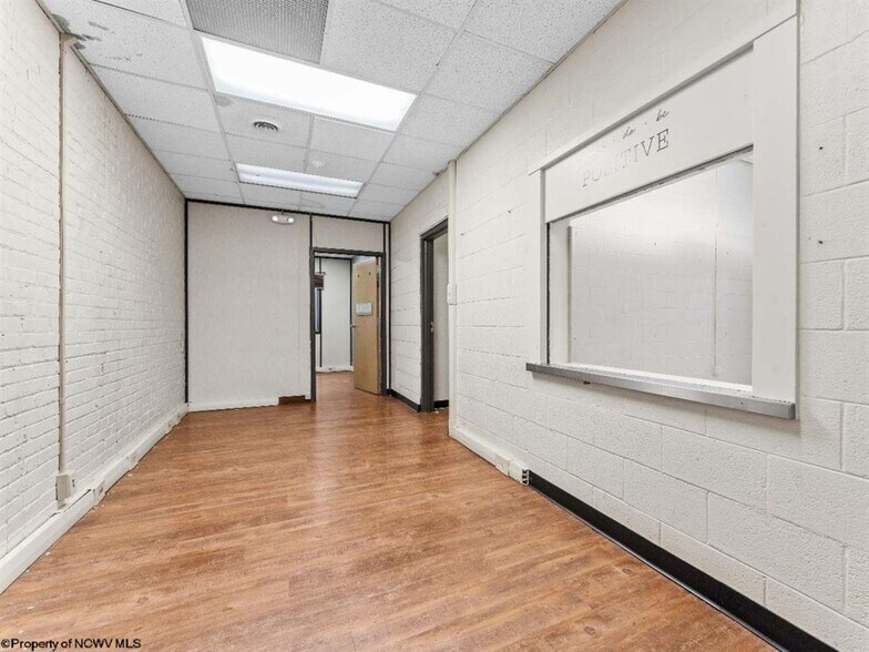 More Photos Of 1433 Dorsey Ave, Morgantown Schools For Sale