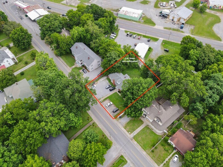 More Photos Of 419 Belmont Ave, Shelbyville Multifamily For Sale