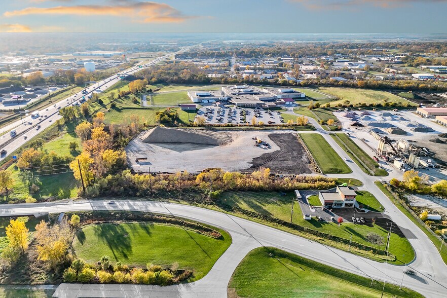 More Photos Of 2069 NE 51st Pl, Des Moines Land For Lease