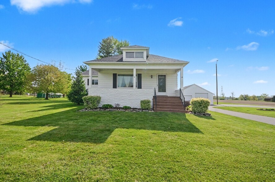 More Photos Of 52900 North Ave, Macomb Land For Sale