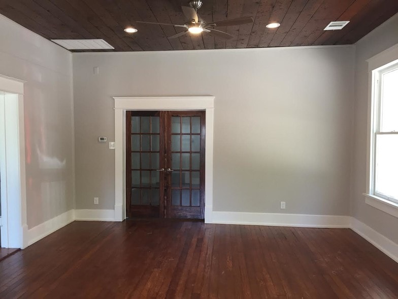 More Photos Of 1600 Nueces St, Austin Office For Lease