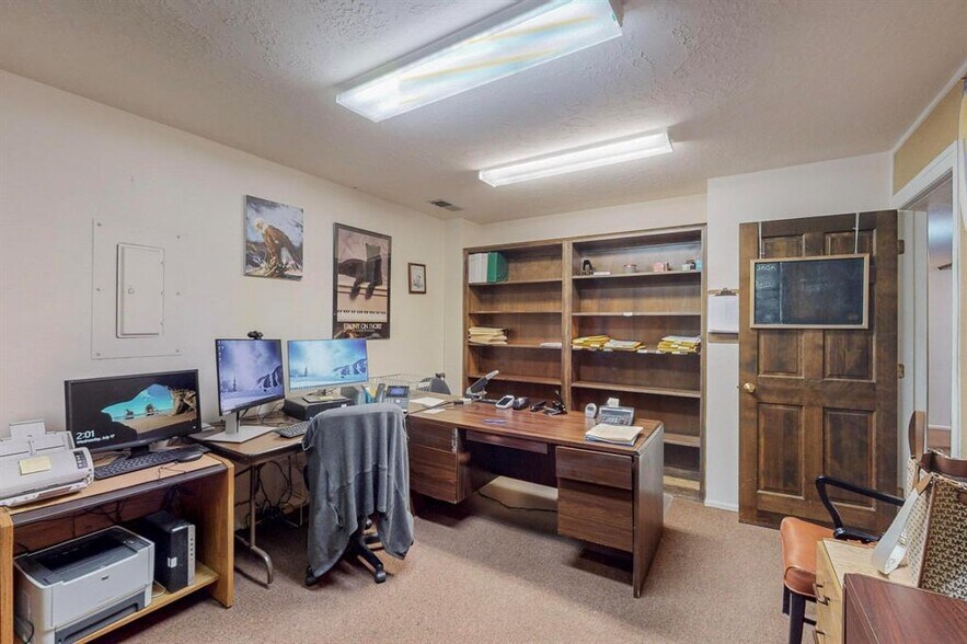 More Photos Of 1482 S Saint Francis Dr, Santa Fe Office For Sale