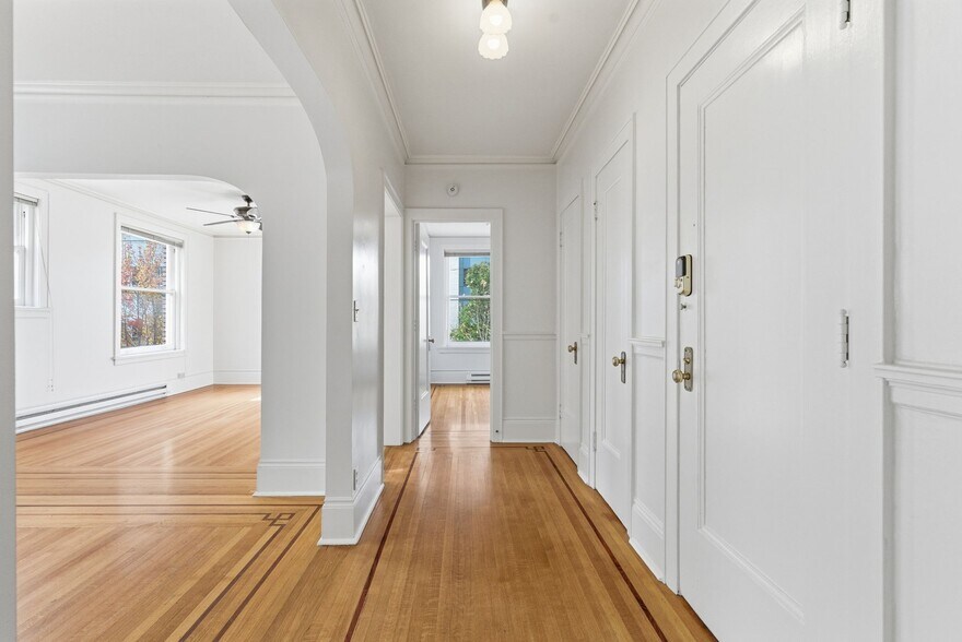 More Photos Of 507 S Howard St, Spokane Apartments For Sale