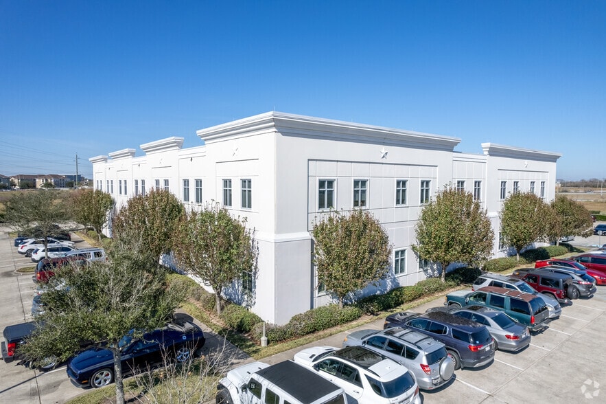 More Photos Of 7111 Medical Center Dr, Texas City Medical For Lease