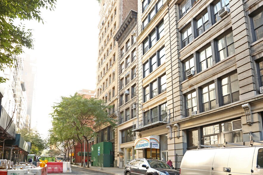 More Photos Of 34 W 15th St, New York Office For Lease