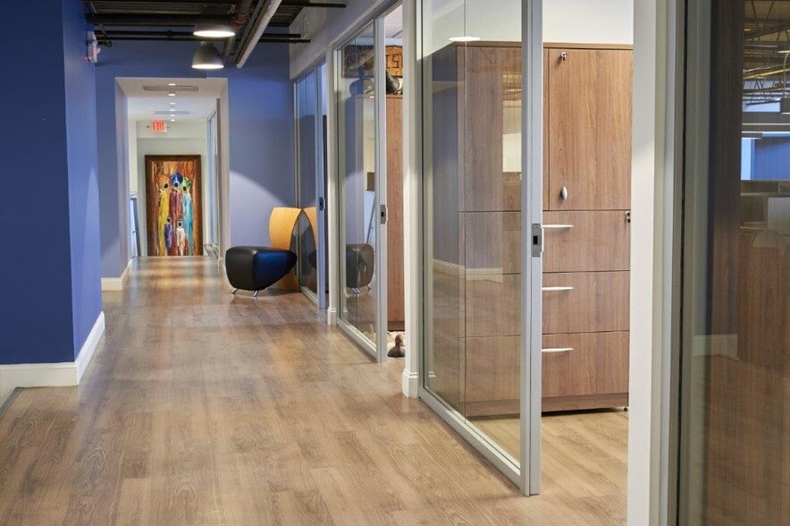 More Photos Of 83 Broad Ave, Fairview Warehouse For Lease