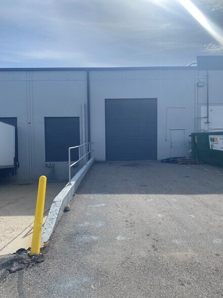 More Photos Of 2319-2351 S Decker Lake Blvd, Salt Lake City Warehouse For Lease