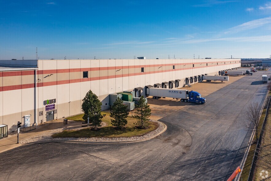 More Photos Of 2600 Haven Ave, Joliet Distribution For Lease