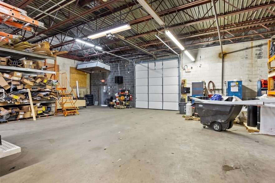 More Photos Of 1010 Spruce St, Lawrenceville Warehouse For Sale