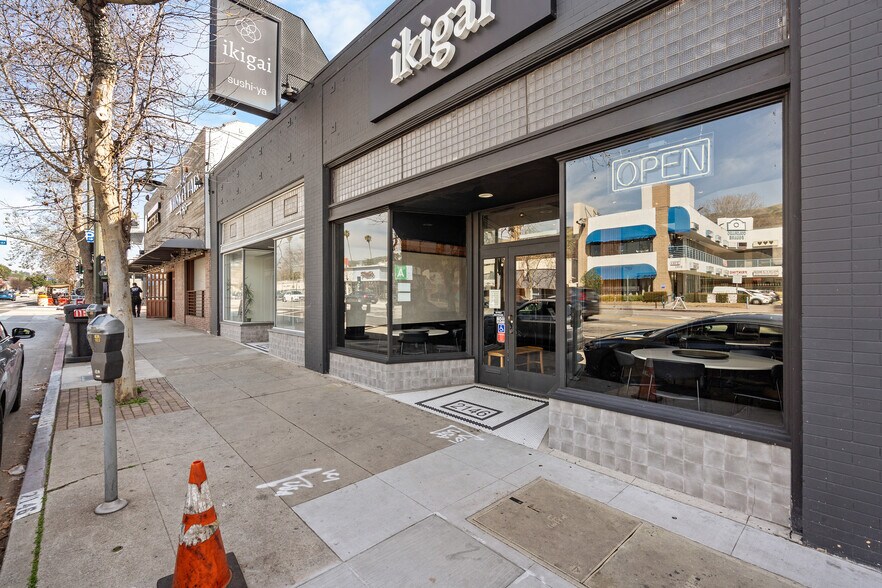 Primary Photo Of 2144-2146 Colorado Blvd, Los Angeles Restaurant For Sale