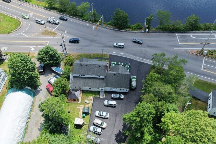 More Photos Of 130 High St, Upton Office For Sale