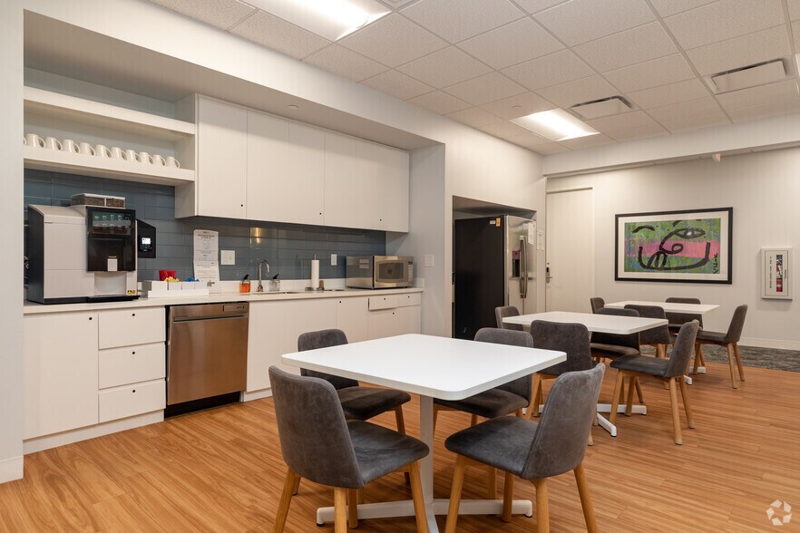 More Photos Of 2530 Meridian Pky, Durham Coworking Space