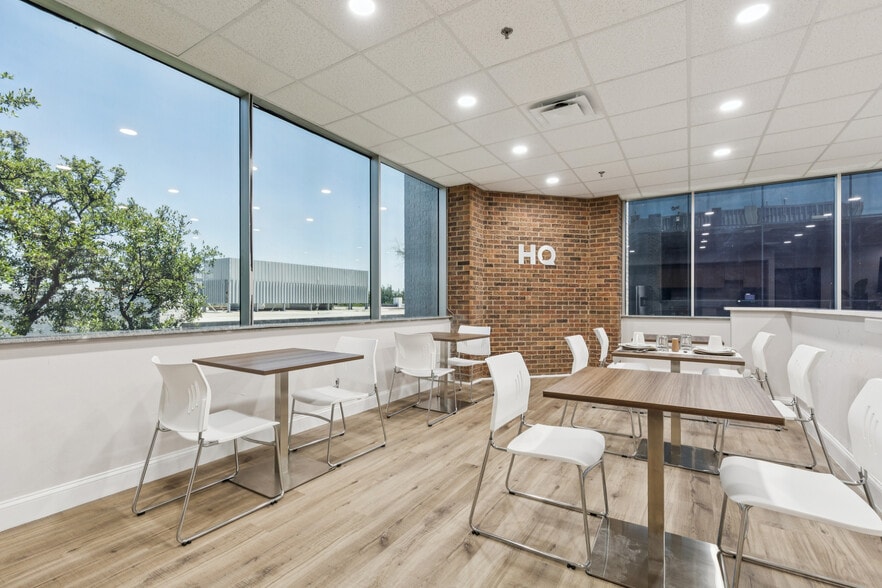 More Photos Of 4320 N Belt Line Rd, Irving Coworking Space