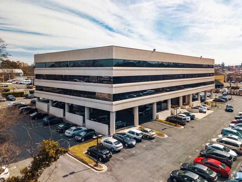 More Photos Of 438 N Frederick Ave, Gaithersburg Medical For Sale