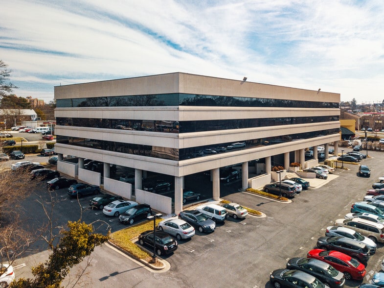 More Photos Of 438 N Frederick Ave, Gaithersburg Medical For Sale