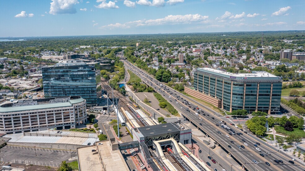 More Photos Of 1086 Long Ridge Rd, Stamford Storefront Retail Office For Lease